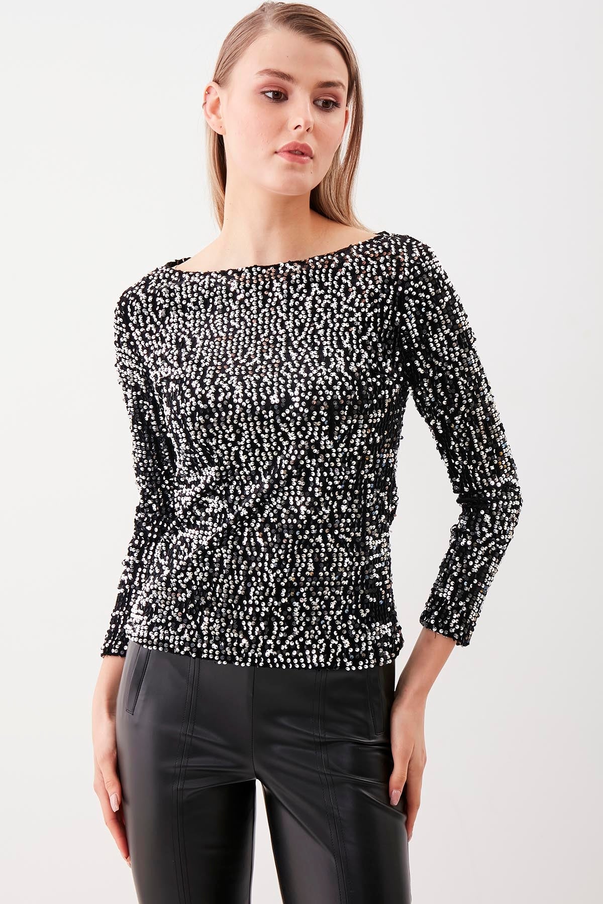 STAMP SEQUIN LONG SLEEVE BLOUSE