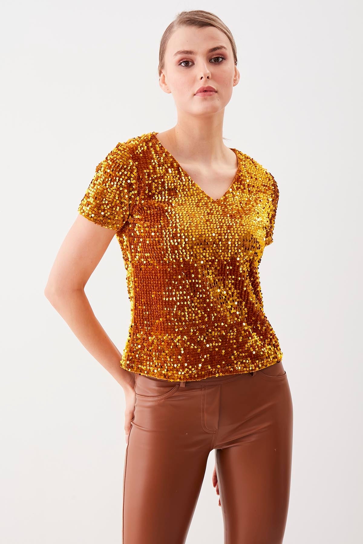 SEQUIN V COLLAR SHORT SLEEVE BLOUSE