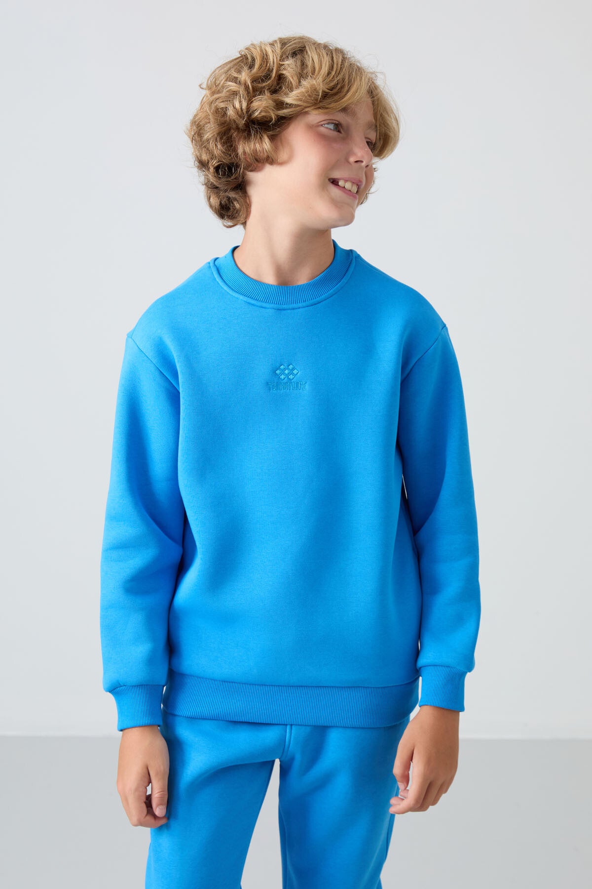 Cotton Thick Inner Fleece Soft Textured Standard Fit Embroidered Boys' Tracksuit Set - 11249