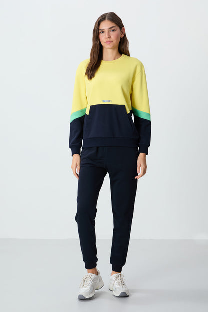 Yellow Compact Cotton Thick Smooth Textured O Collar Oversize Fit Women's Sweatshirt - 97289
