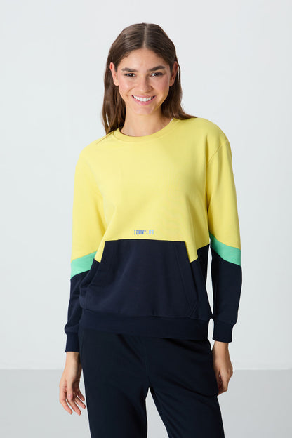Yellow Compact Cotton Thick Smooth Textured O Collar Oversize Fit Women's Sweatshirt - 97289
