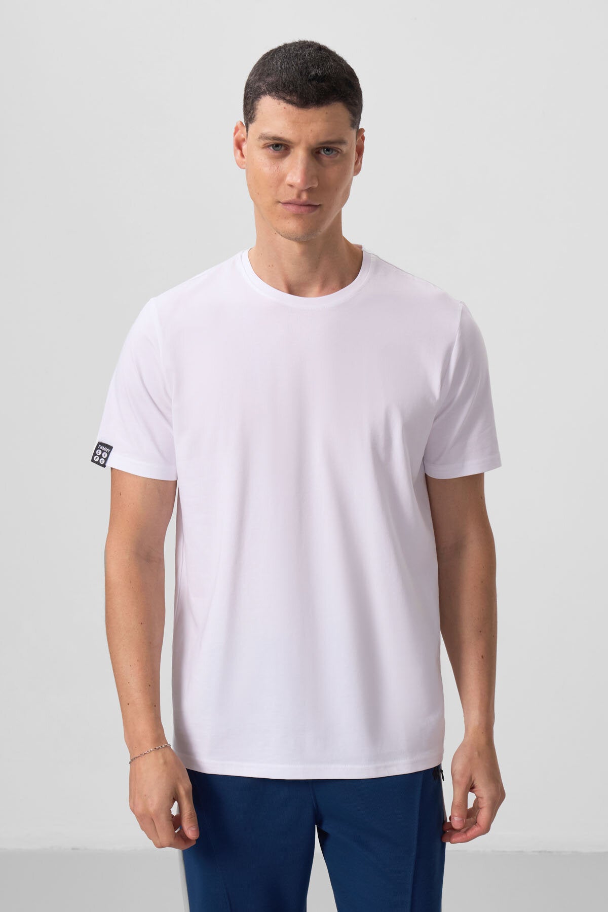 Standard Fit Basic O Collar Pack of 3 white male T-Shirt 87911