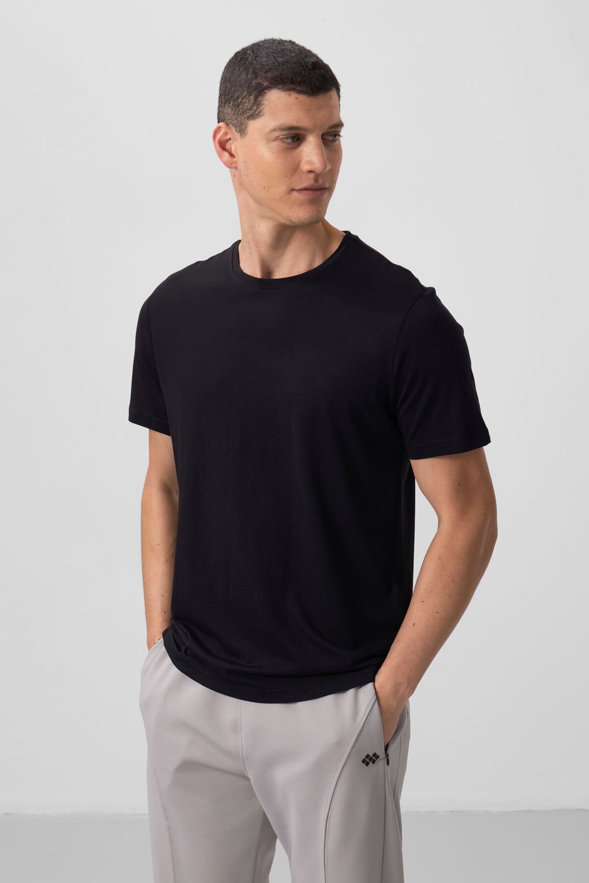 Standard Fit Basic O Collar Pack of 3 Black Men's T-Shirt 87911