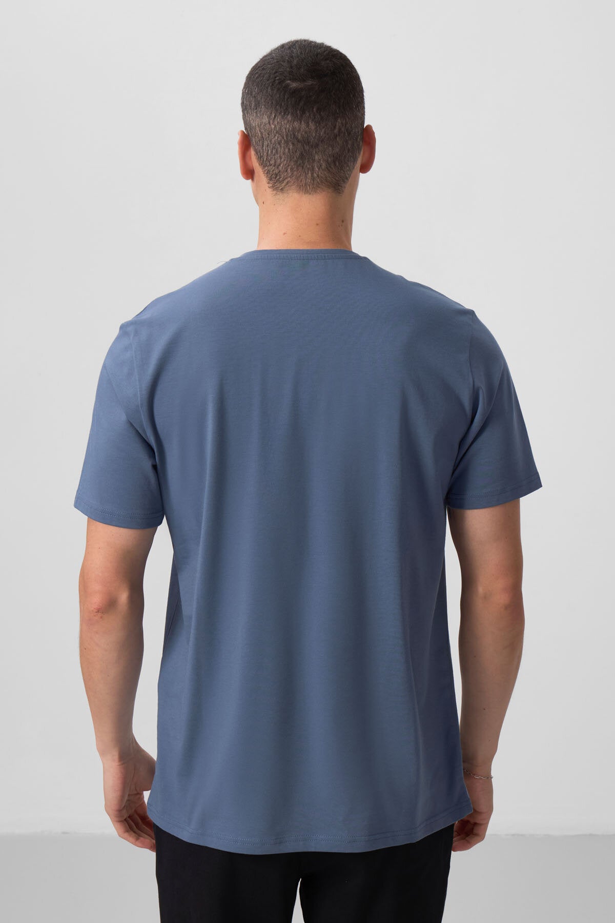 Standard Fit Basic V Collar Pack of 3 Black and white petrol men's T-Shirt 87912