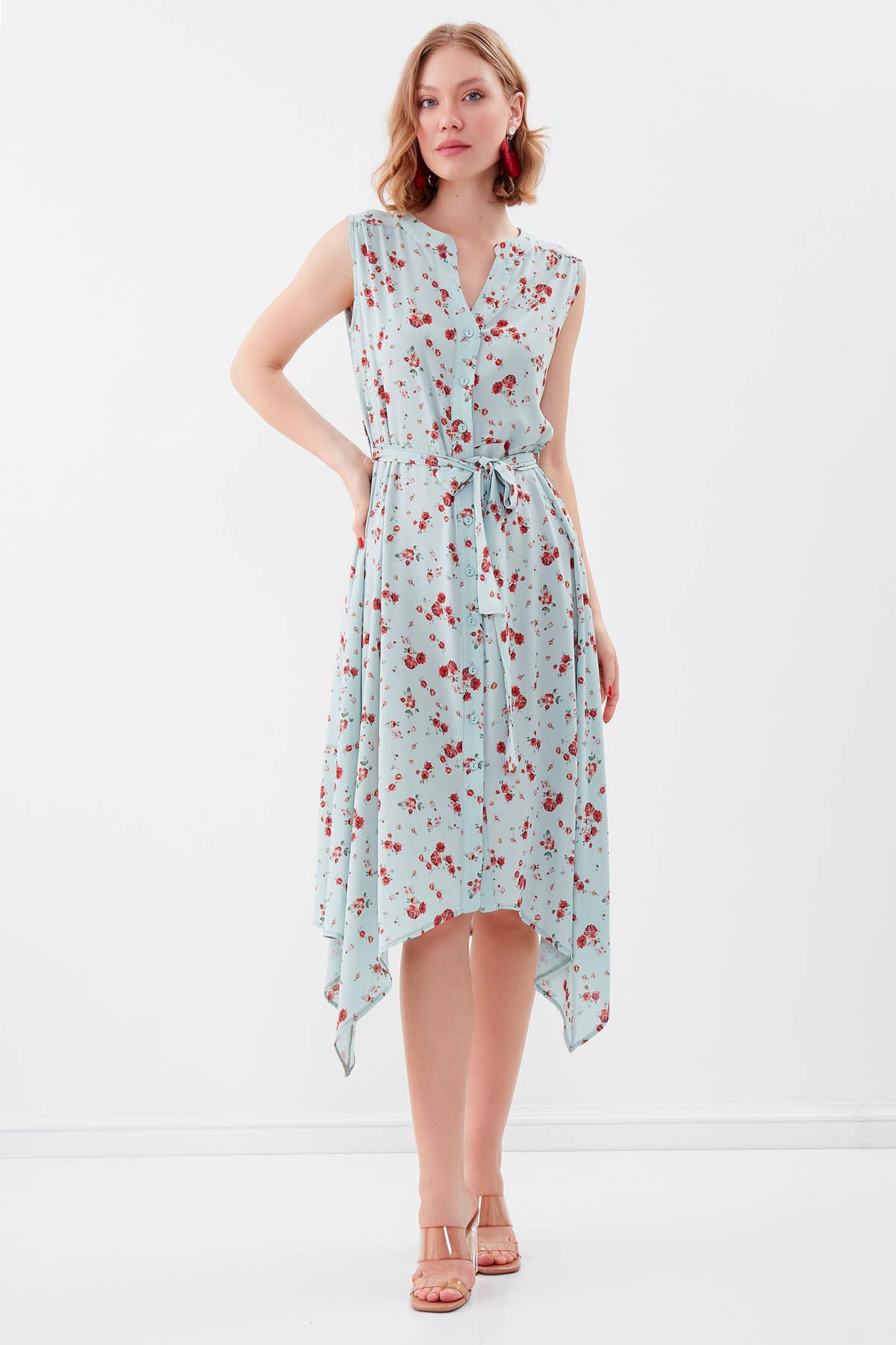 SLEEVELESS BELT-ATTACHED FLORAL DRESS