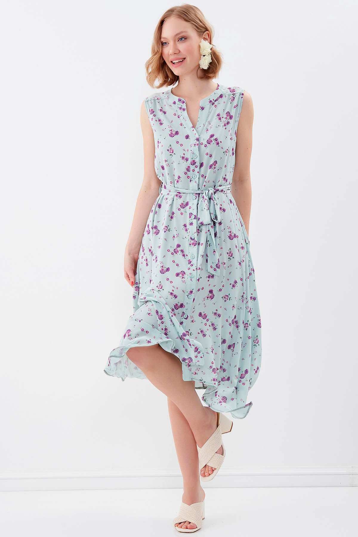 SLEEVELESS BELT-ATTACHED FLORAL DRESS