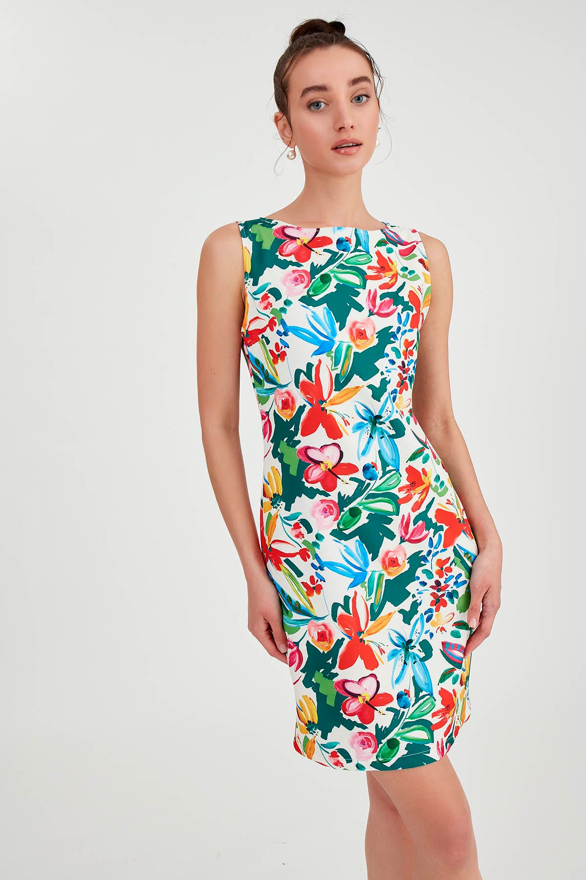 SLEEVELESS FLOWER PATTERN DRESS