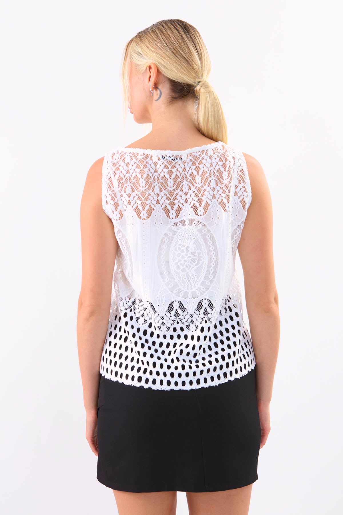 SLEEVELESS LACE TRANSPARENT BLOUSE