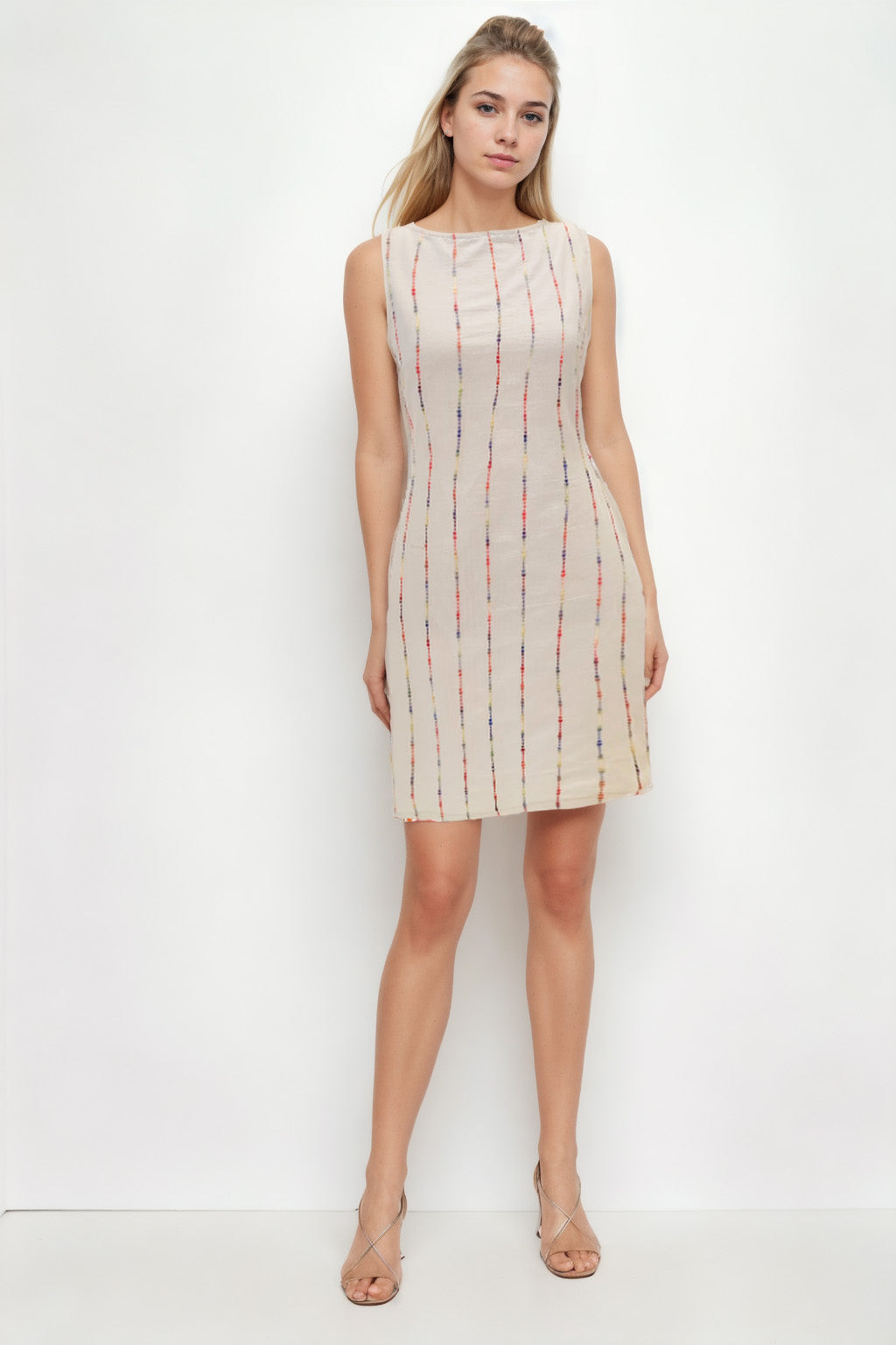SLEEVELESS DASHED DRESS