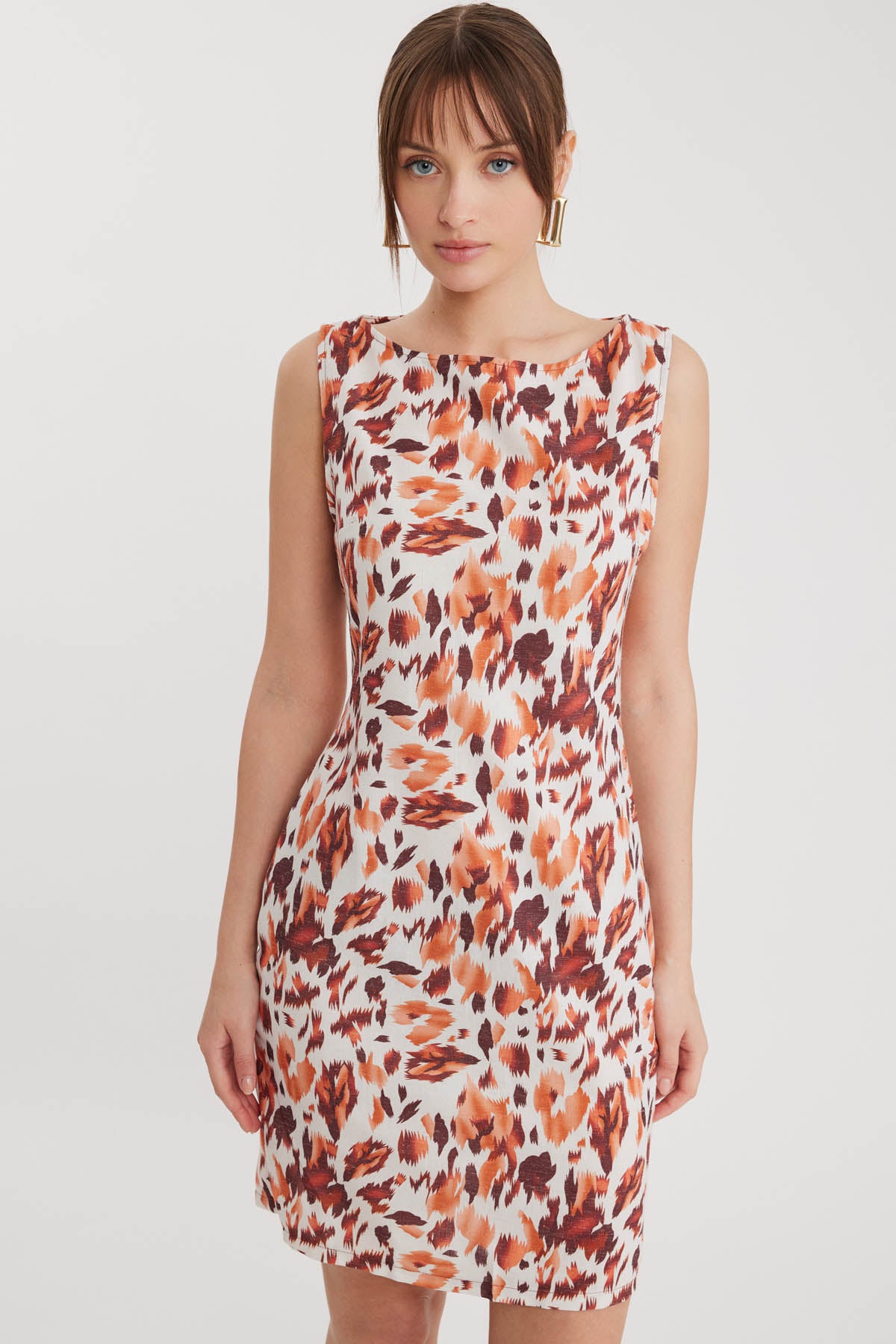 SLEEVELESS DRESS WITH AUTUMN PATTERN