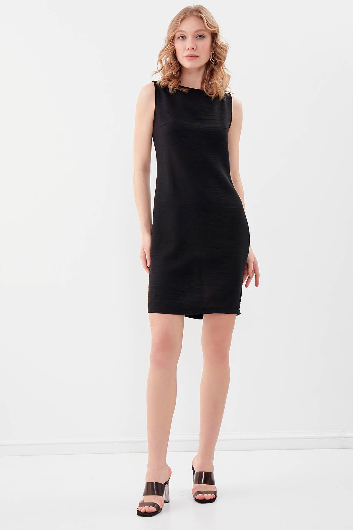 SLEEVELESS VISCOSE LINEN DRESS