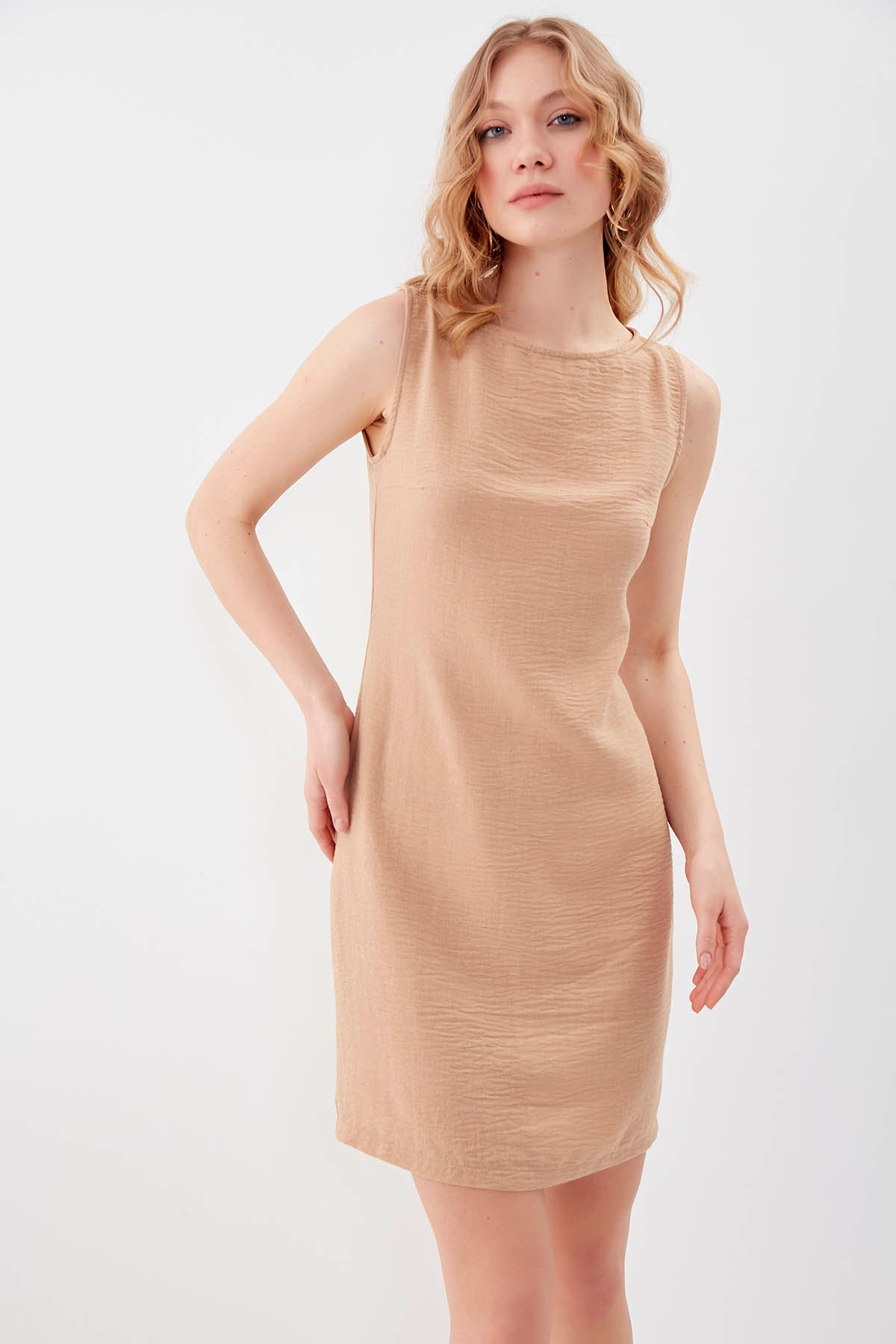SLEEVELESS VISCOSE LINEN DRESS