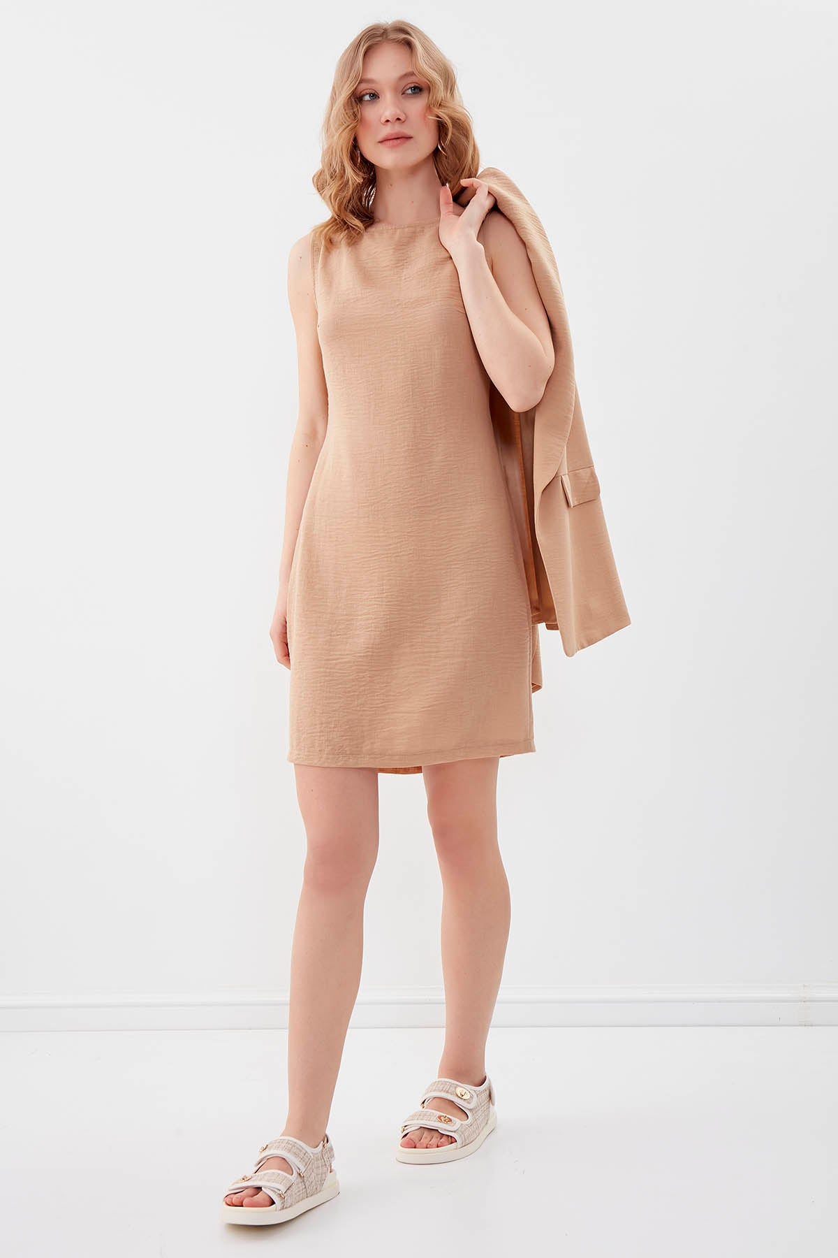 SLEEVELESS VISCOSE LINEN DRESS