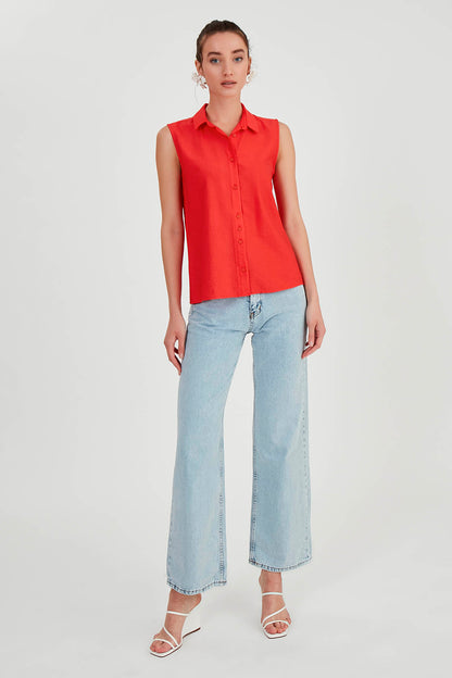 SLEEVELESS COLLAR FRONT BUTTON BLOUSE