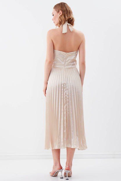 DRESS WITH BACKTOLOR NECK BINDING