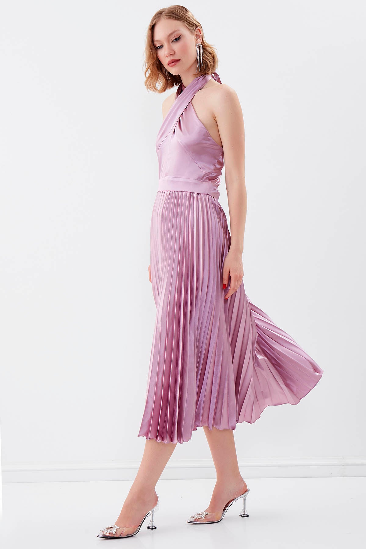 DRESS WITH BACKTOLOR NECK BINDING