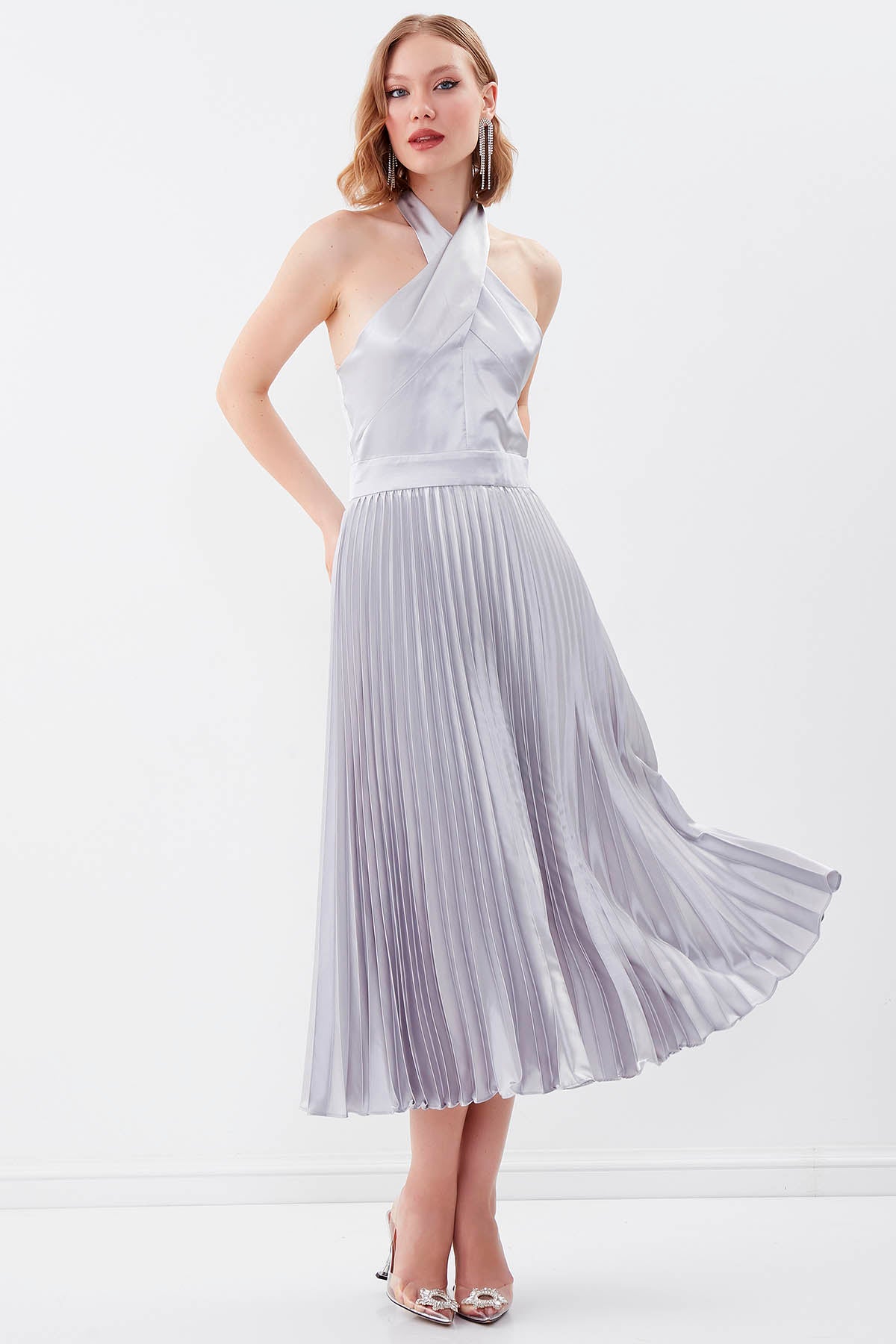 DRESS WITH BACKTOLOR NECK BINDING