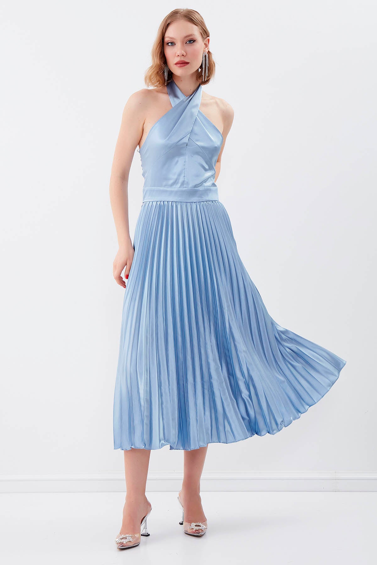 DRESS WITH BACKTOLOR NECK BINDING