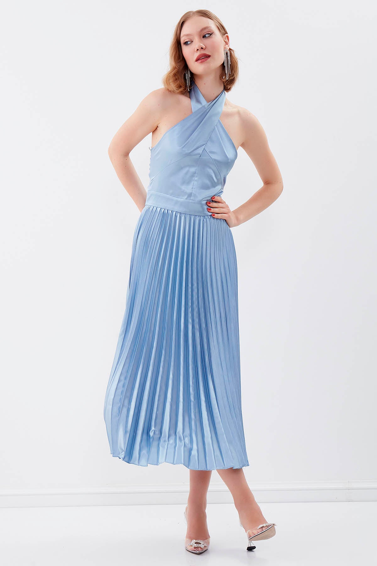 DRESS WITH BACKTOLOR NECK BINDING