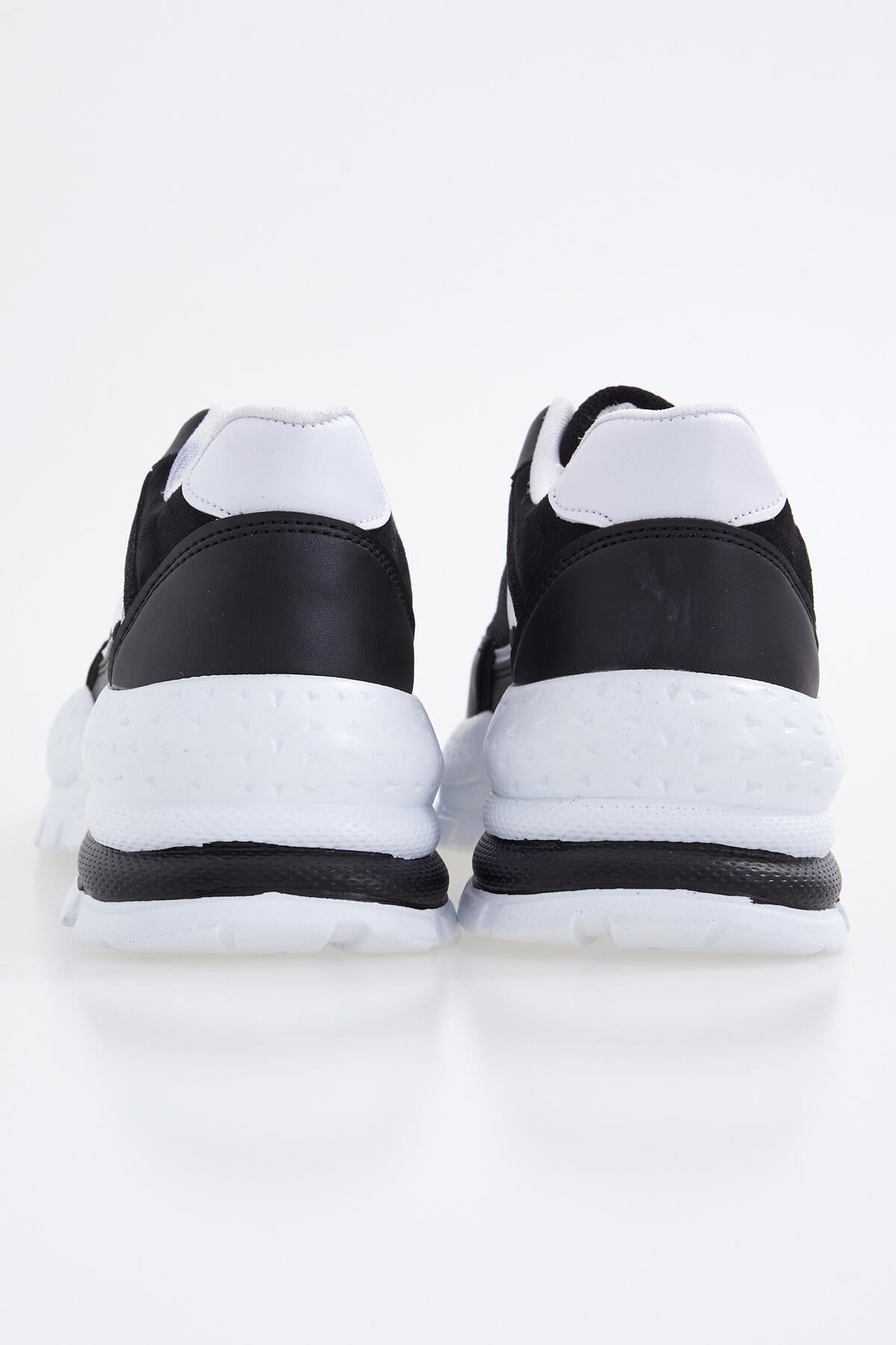 Black Laced High Sole Daily Women's Sneakers - 89077