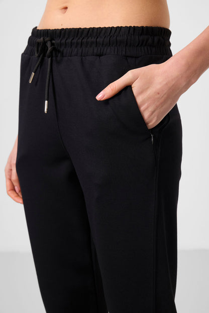 Black Soft Textured Hidden Zipper Slim Leg Women's Trousers - 94668