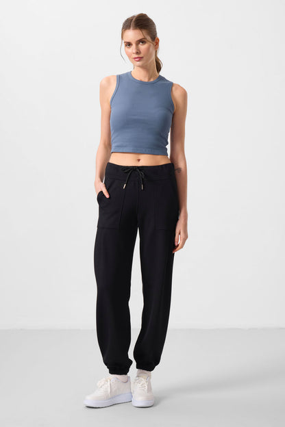 Black Soft Textured Pocket Detailed Comfort Fit Women's Trousers - 94672