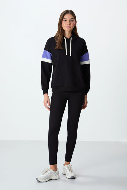 Black Compact Cotton Thick Smooth Textured Hooded Oversize Fit Women's Sweatshirt - 97290