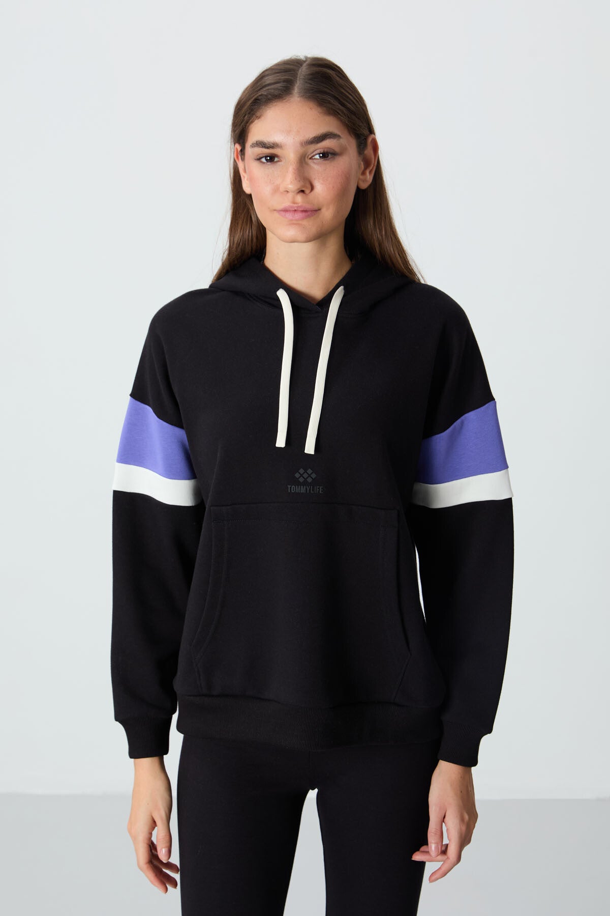 Black Compact Cotton Thick Smooth Textured Hooded Oversize Fit Women's Sweatshirt - 97290