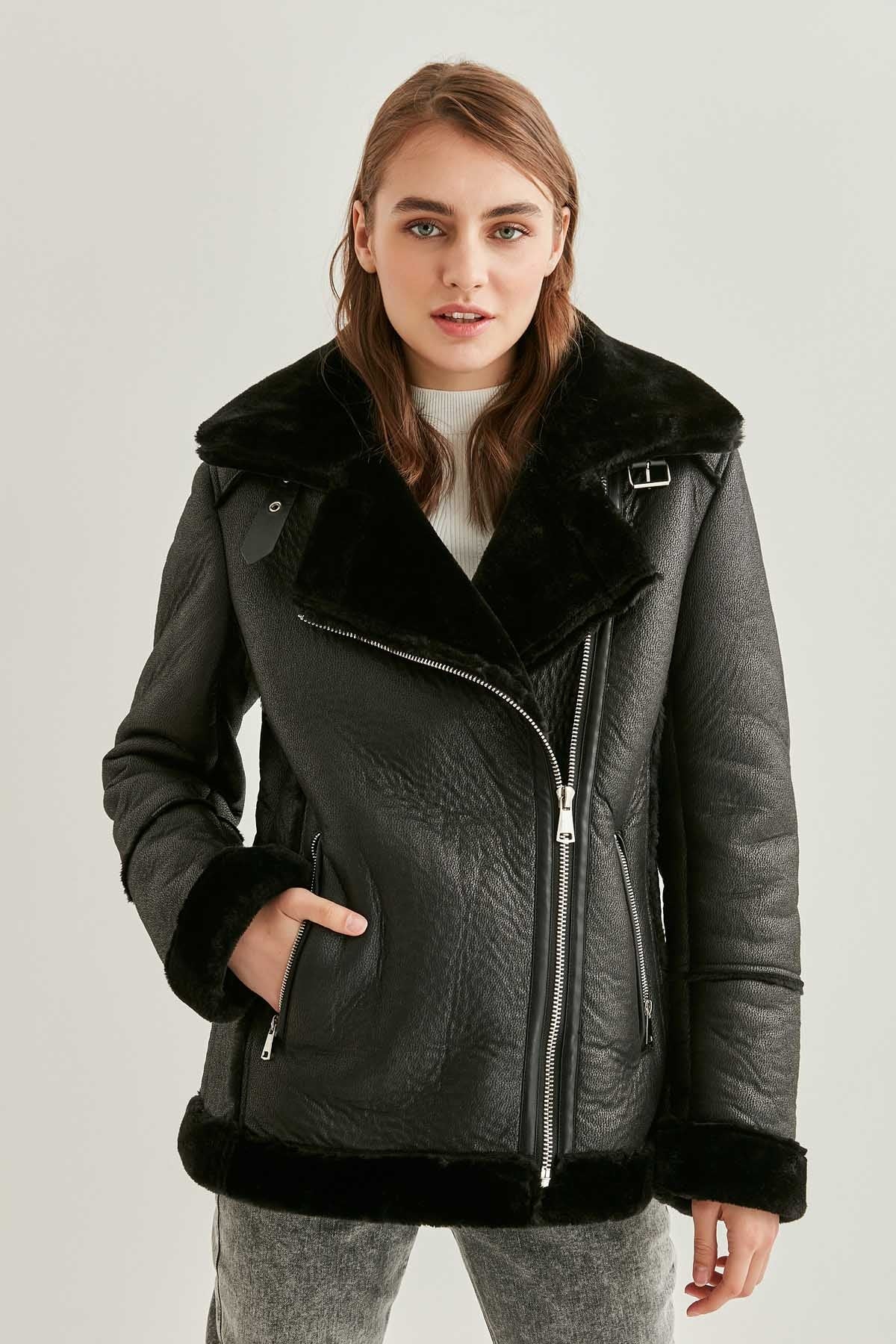 FAUX LEATHER JACKET WITH BLACK OUTER MATTE FUR