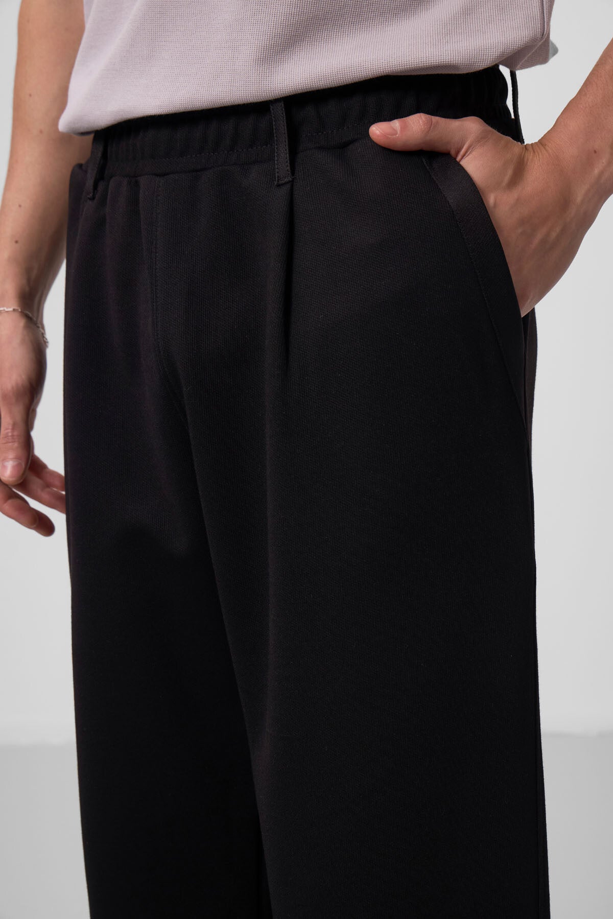 Black Textured Surface Comfort Fit Palazzo Men's Trousers - 82163