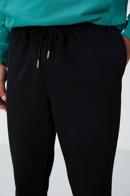 Black Textured Surface Standard Fit Men's Tracksuit Bottom - 82154