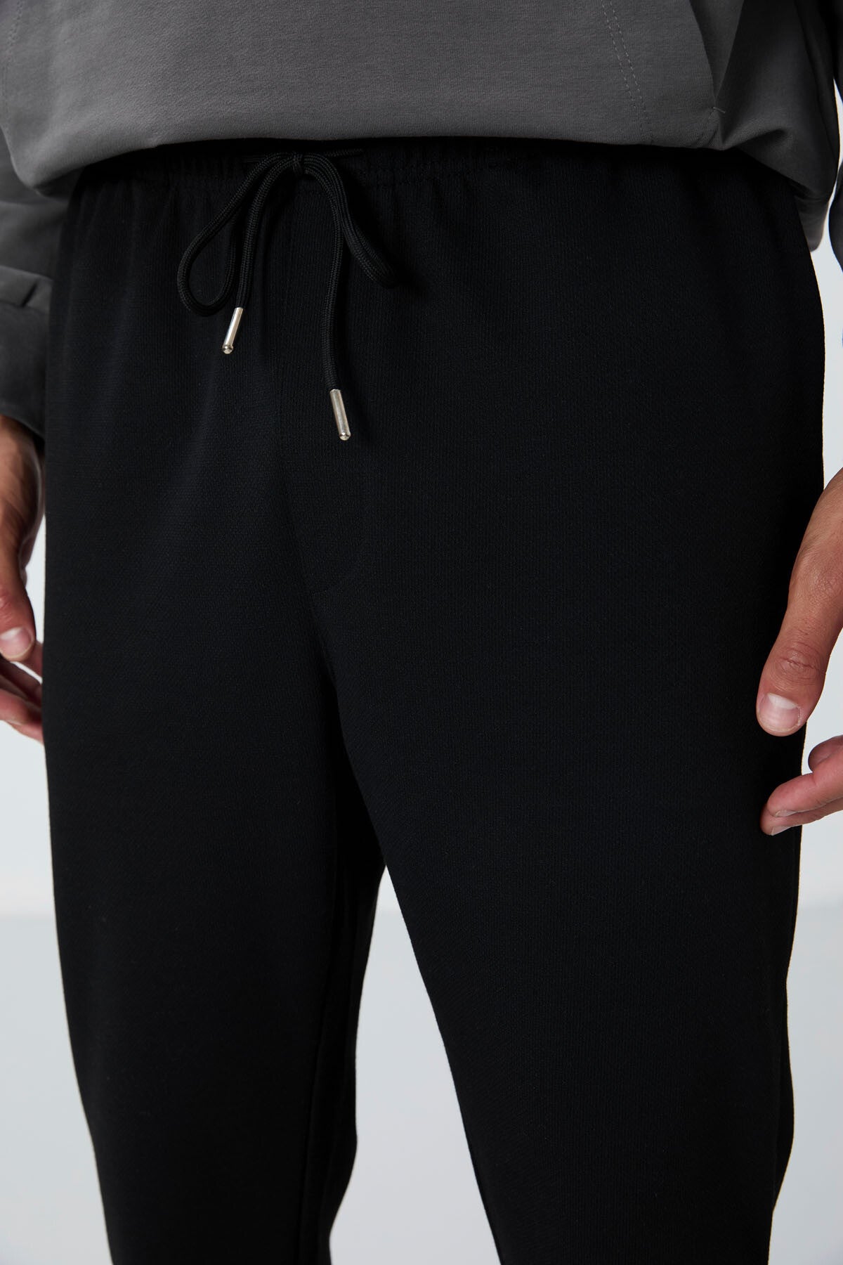 Black Textured Surface Standard Fit Men's Tracksuit Bottom - 82155