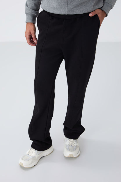 Black Cotton Thick Fleece-Lined Soft Textured Oversize Embroidered Men's Tracksuit Bottom -82146