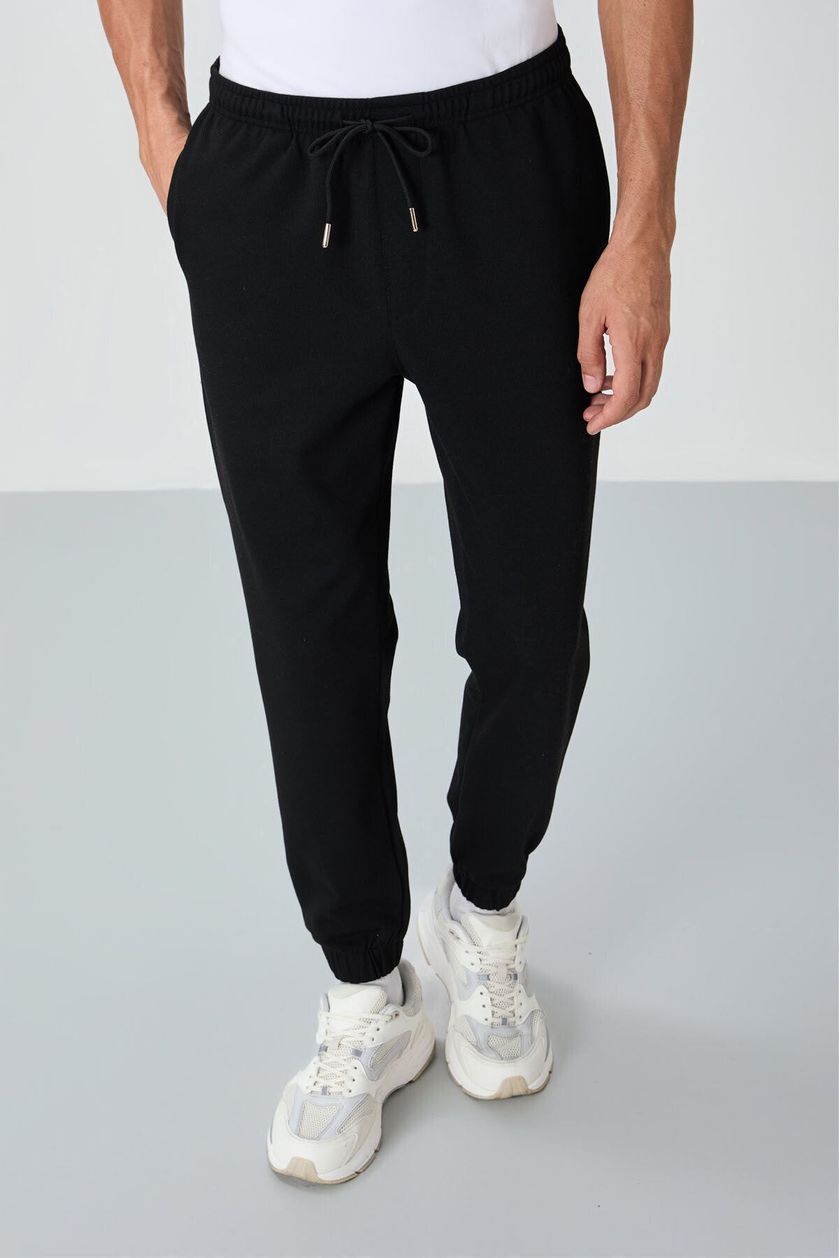 Black Textured Surface Standard Fit Men's Tracksuit Bottom - 82156