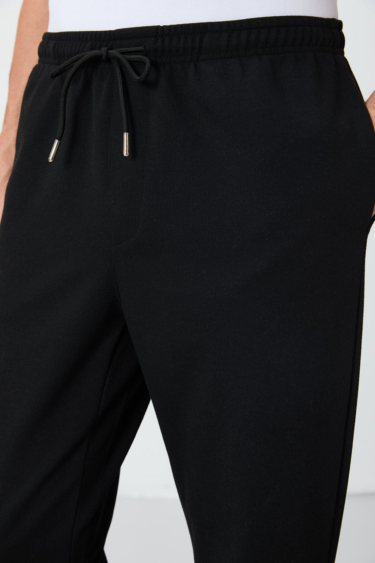 Black Textured Surface Standard Fit Men's Tracksuit Bottom - 82156