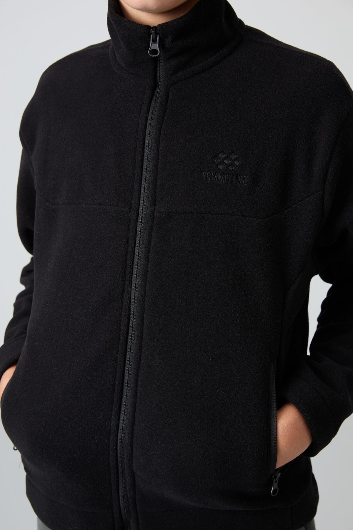 Black Thick Soft Textured Standard Fit Embroidered Fleece Boys' Sweatshirt - 11223