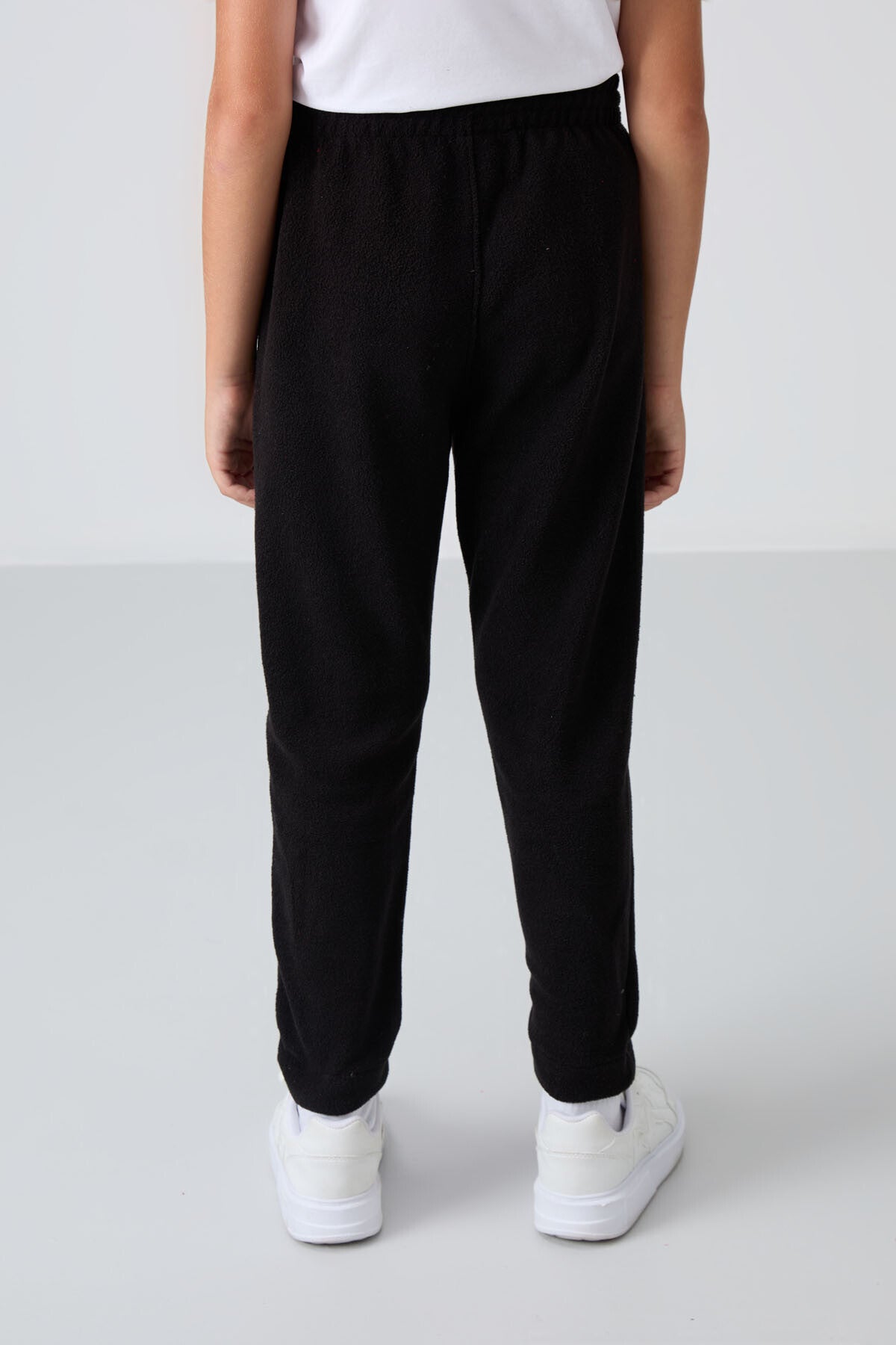 Black Thick Soft Textured Standard Fit Embroidered Fleece Boys' Tracksuit Bottom - 11219