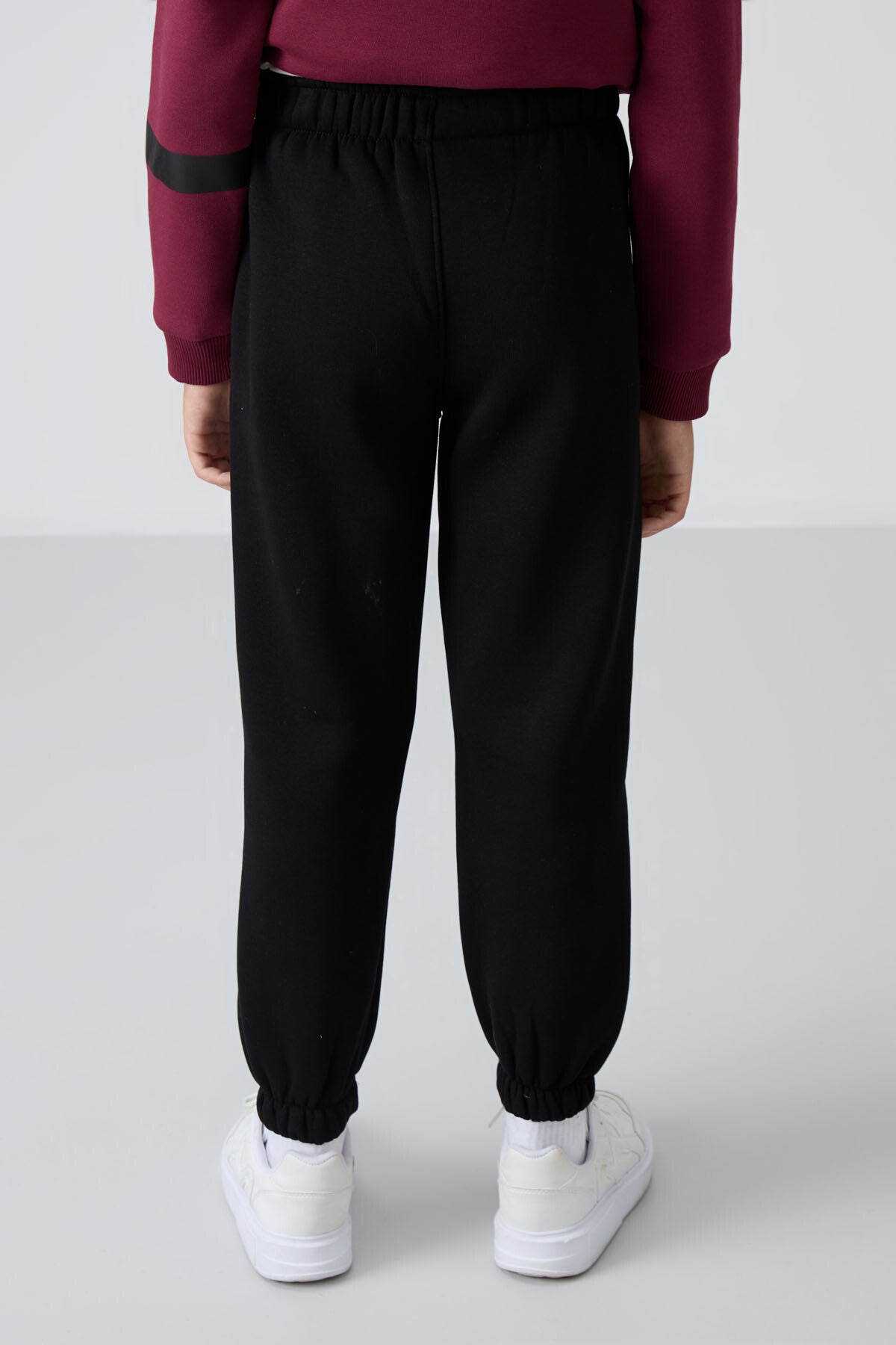 Black Cotton Thick Fleece-Lined Soft Textured Standard Fit Printed Boys' Tracksuit Bottom - 11225