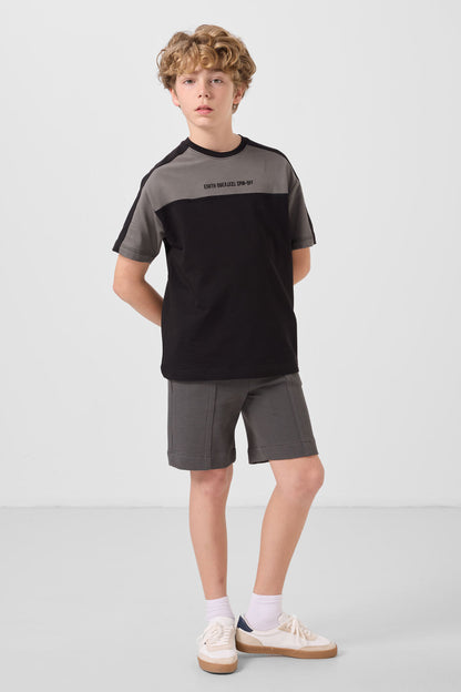 Black cotton oversized fit embroidered boys boys T-Shirt - 11290