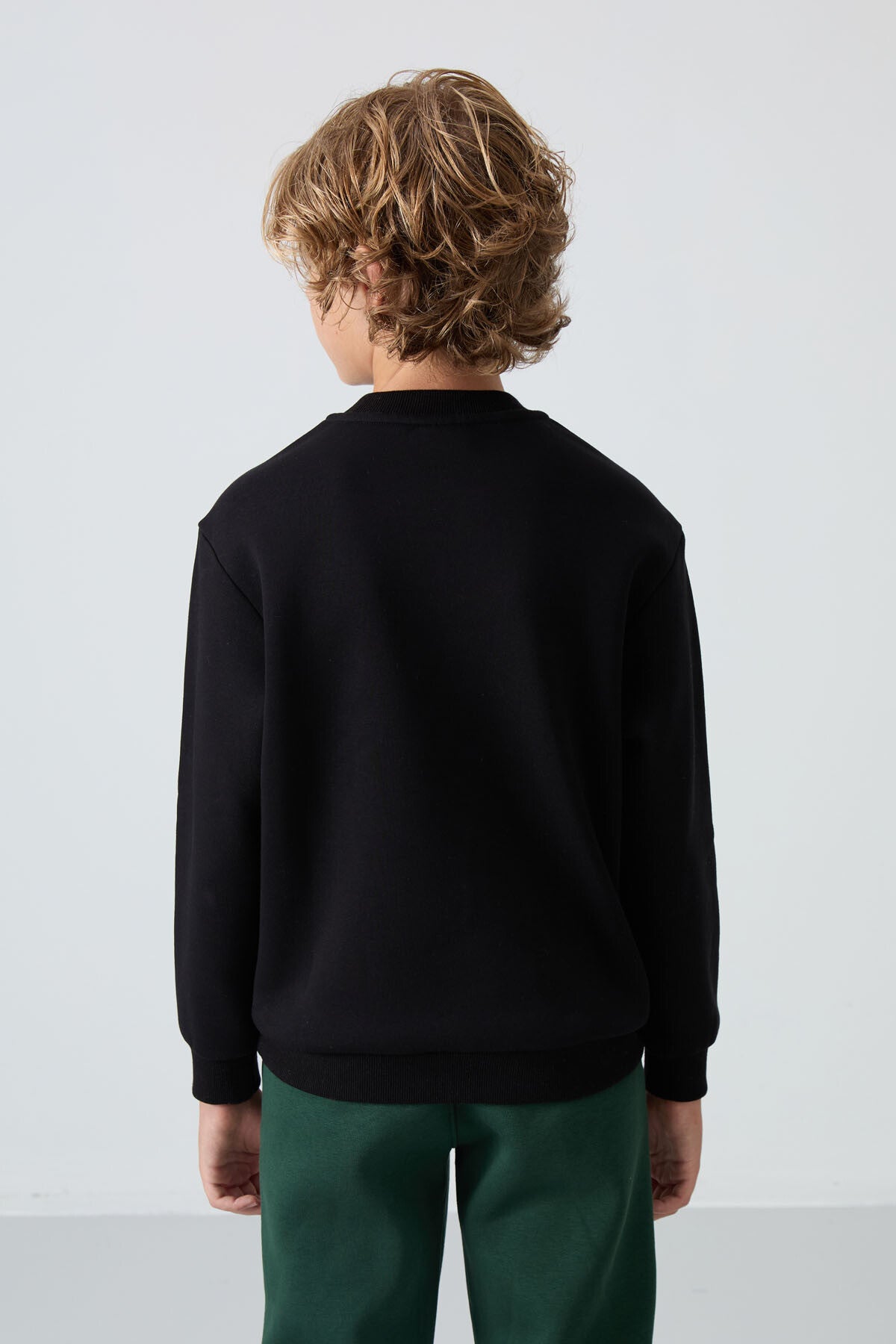 Black Cotton Thick Fleece-Lined Soft Textured Standard Fit Printed Boys' Sweatshirt - 11216