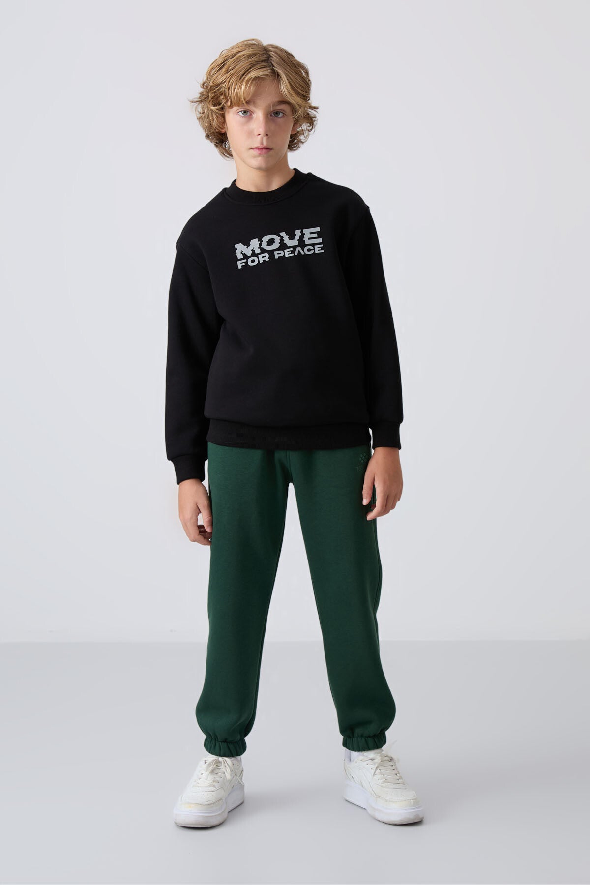 Black Cotton Thick Fleece-Lined Soft Textured Standard Fit Printed Boys' Sweatshirt - 11216