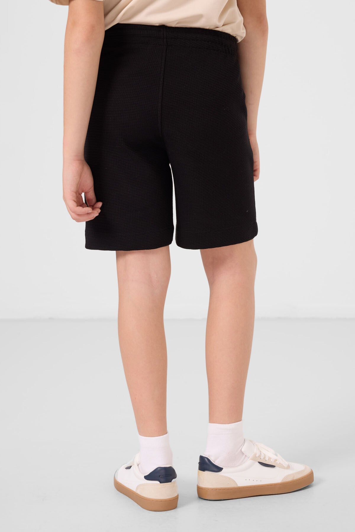 Black cotton soft cloth Standard Fit Basic shorts - 11289