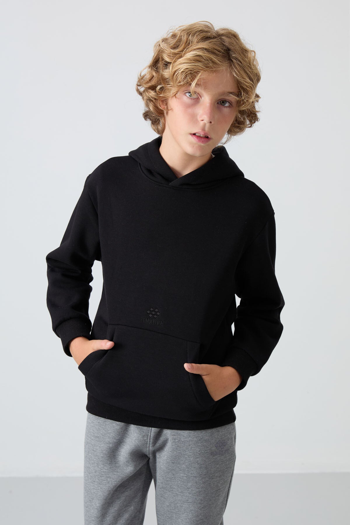Black Cotton Thick Fleece-Lined Soft Textured Standard Fit Printed Boys' Sweatshirt - 11215
