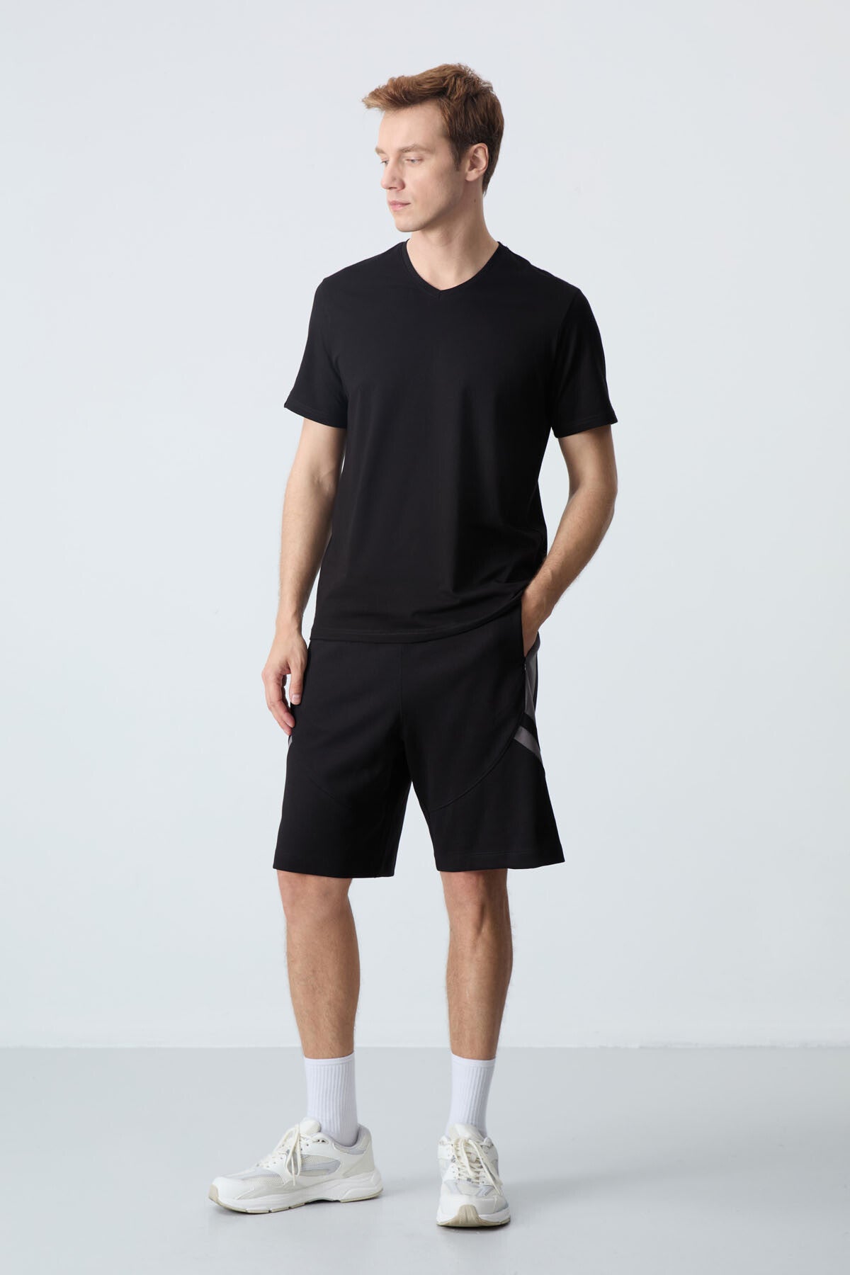 Black Cotton Thick Soft Textured Standard Fit Basic Men's Shorts - 81281