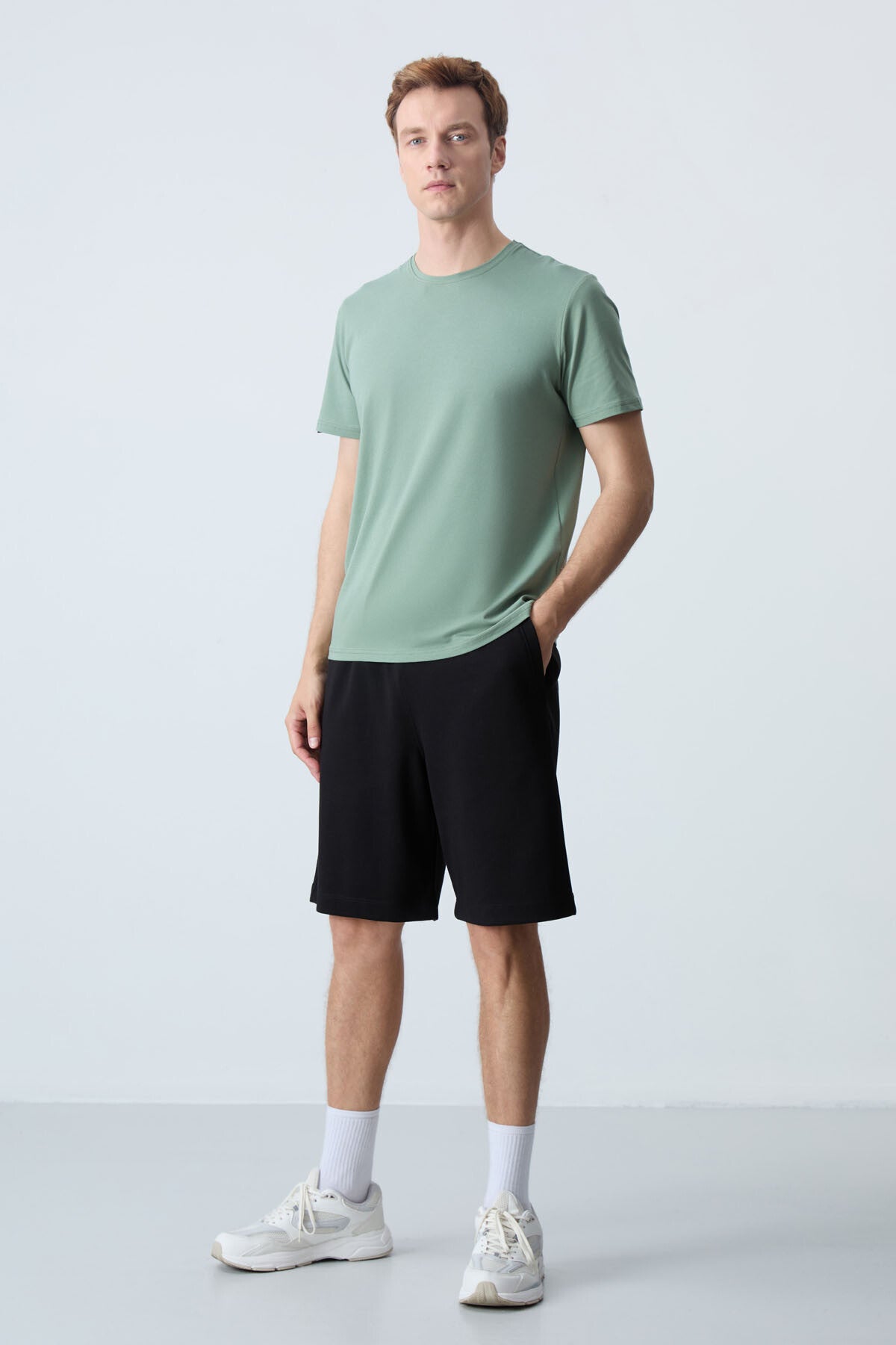 Black Cotton Thick Soft Textured Standard Fit Basic Men's Shorts - 81275