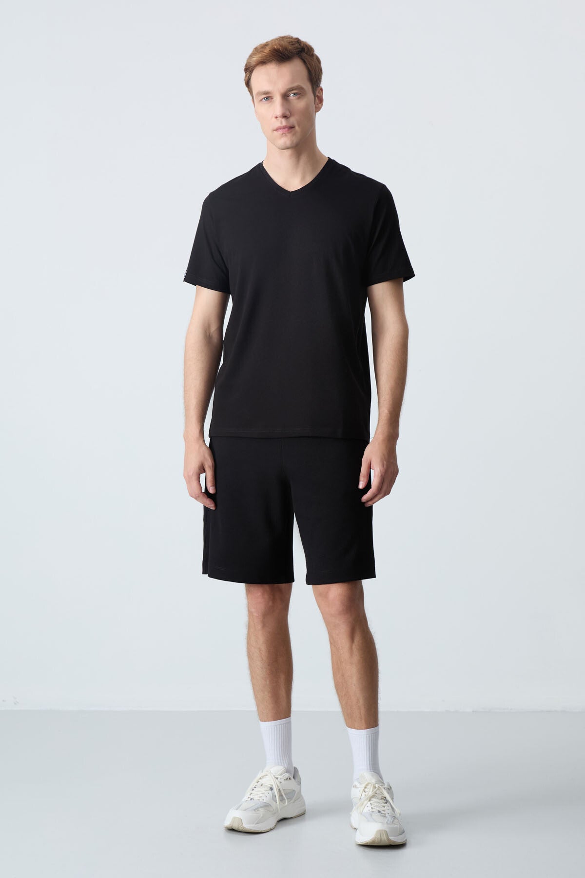 Black Cotton Thick Soft Textured Standard Fit Basic Men's Shorts - 81276