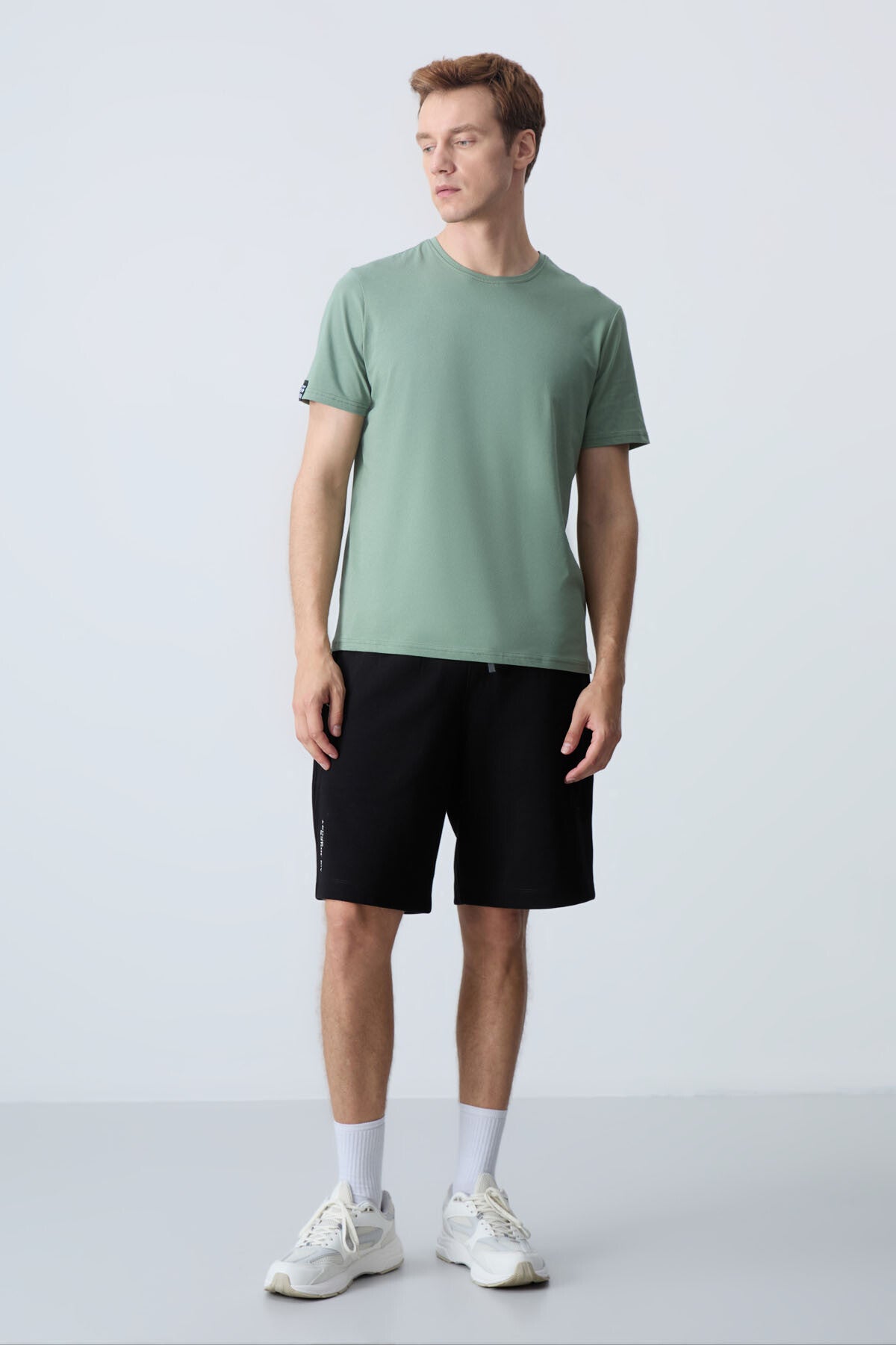 Black Cotton Thick Soft Textured Standard Fit Basic Men's Shorts - 81278