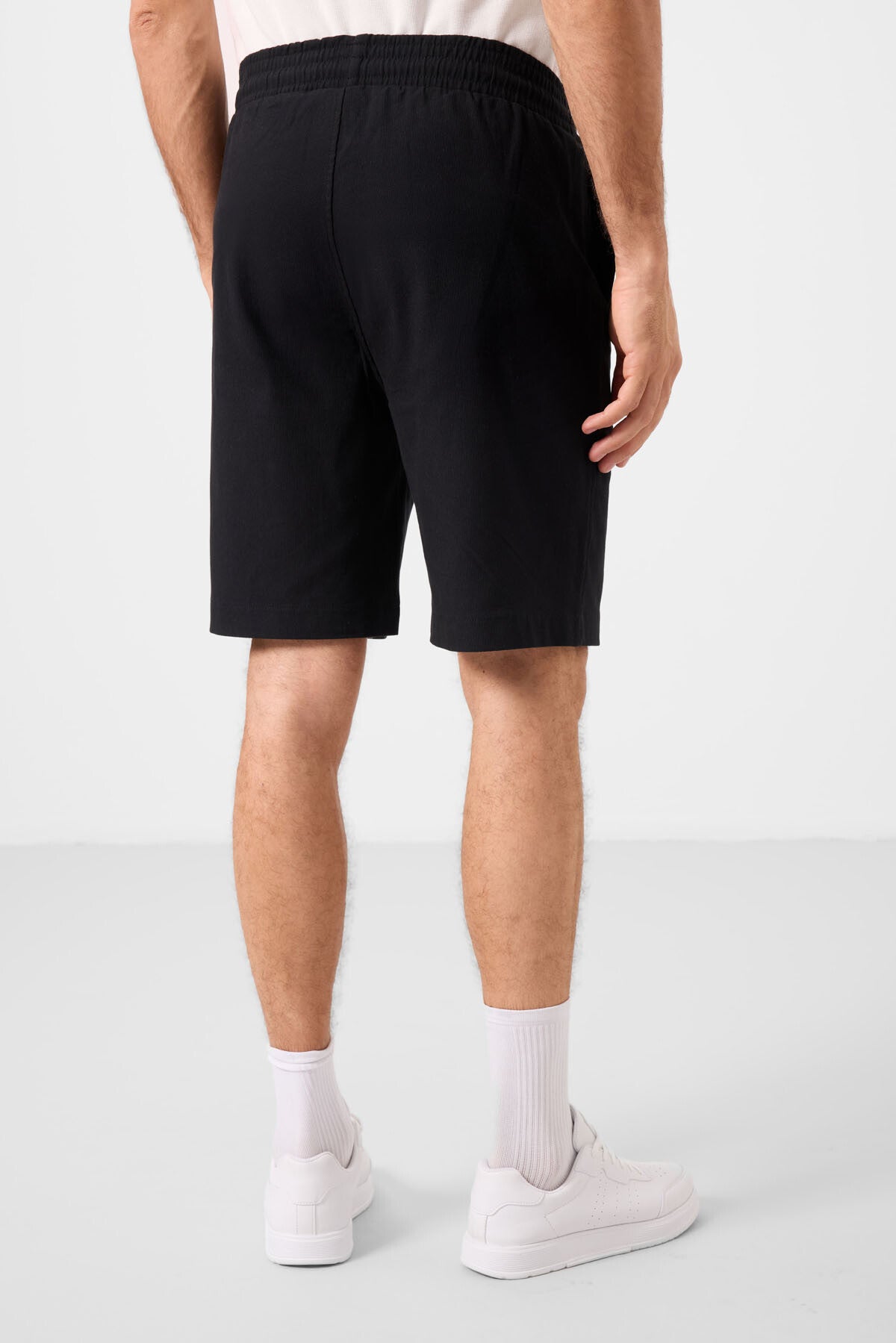 Black Standard Fit Weaving Lightweight Flexible Chino Shorts - 81289