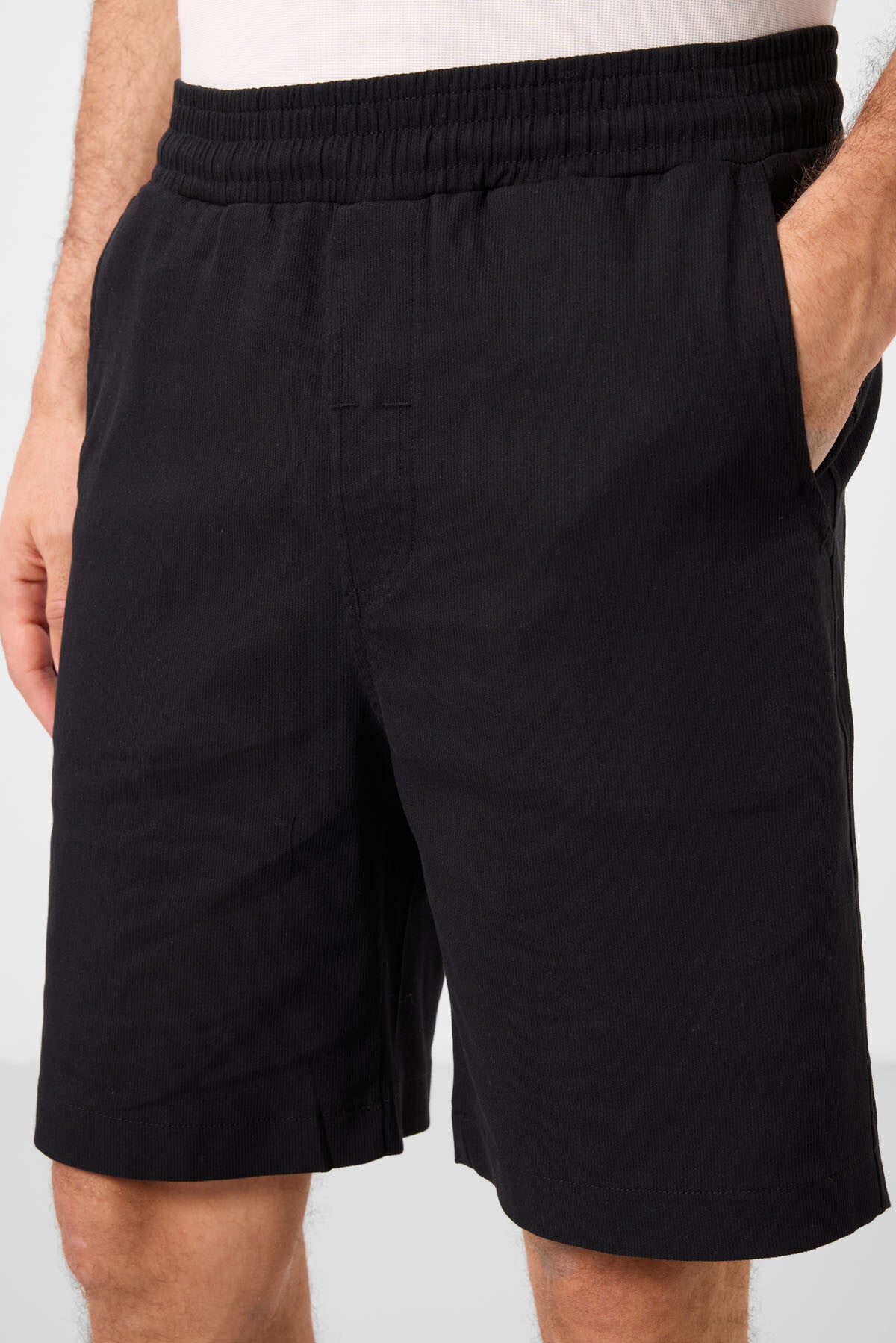 Black Standard Fit Weaving Lightweight Flexible Chino Shorts - 81289