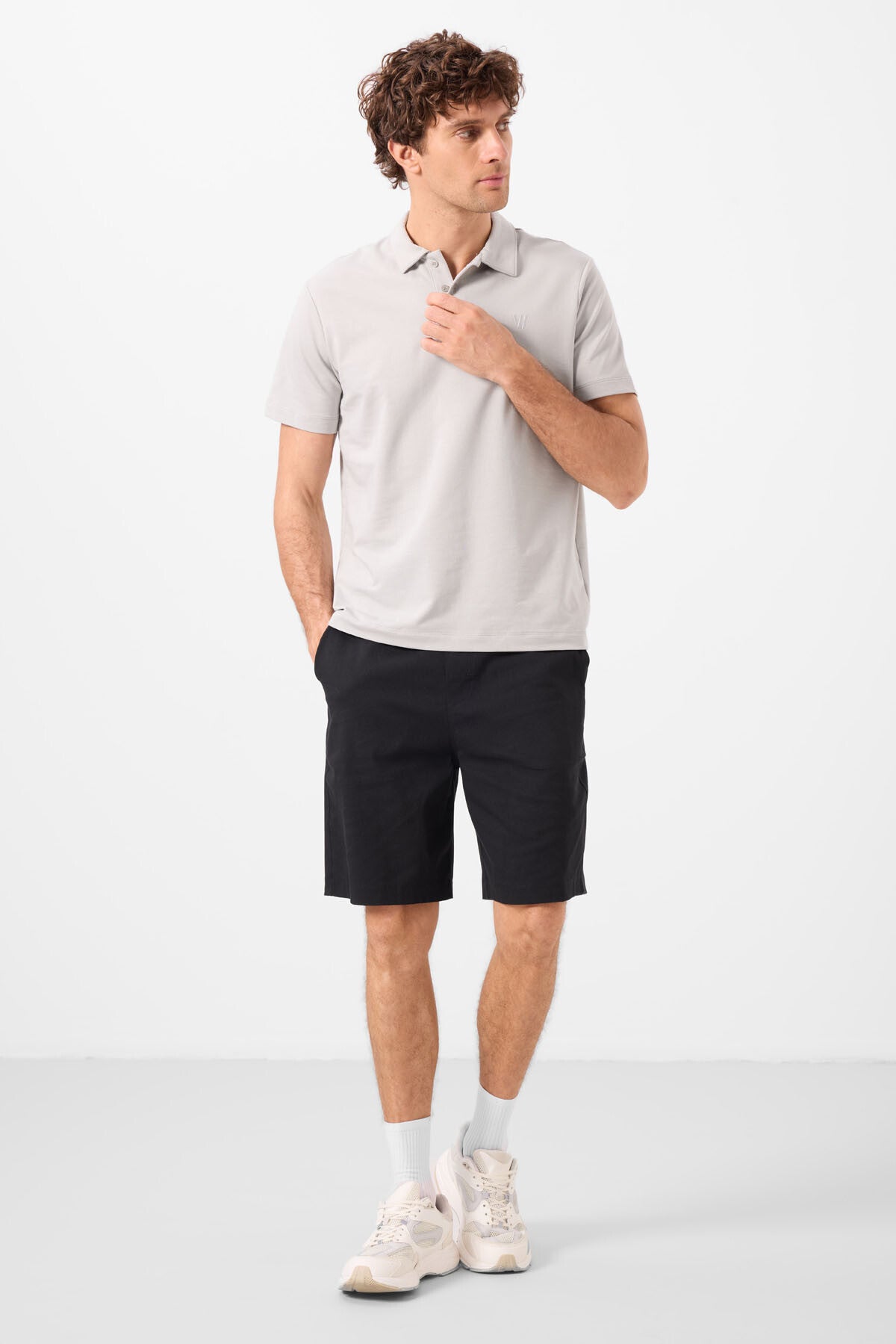 Black Standard Fit Weaving Lightweight Flexible Chino Shorts - 81291